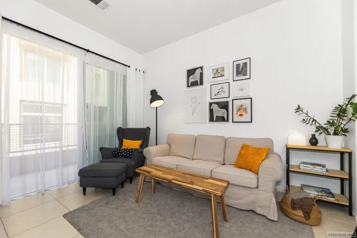 502 Almond Rd, San Marcos, California 92078