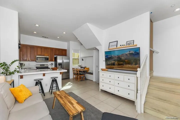 502 Almond Rd, San Marcos, California 92078
