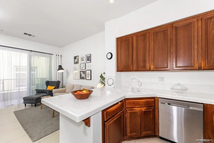 502 Almond Rd, San Marcos, California 92078