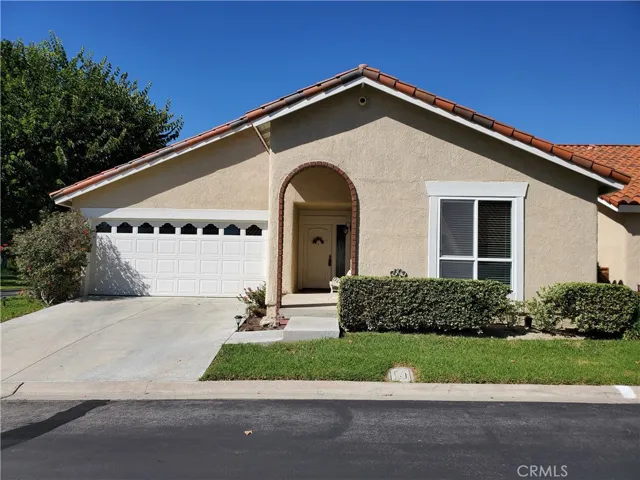 27714 Calle Valdes, Mission Viejo, California 92692