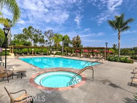 27714 Calle Valdes, Mission Viejo, California 92692