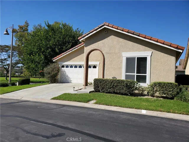 27714 Calle Valdes, Mission Viejo, California 92692