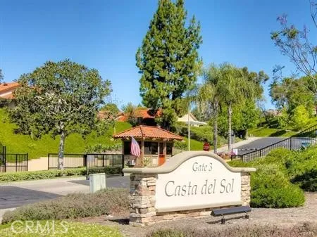 27714 Calle Valdes, Mission Viejo, California 92692