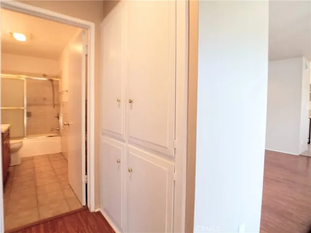 21807 Lostine Avenue, Carson, California 90745