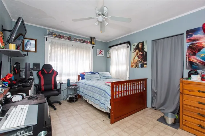 2039 S Hickory Street, Santa Ana, California 92707