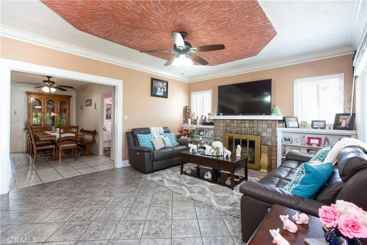 2039 S Hickory Street, Santa Ana, California 92707