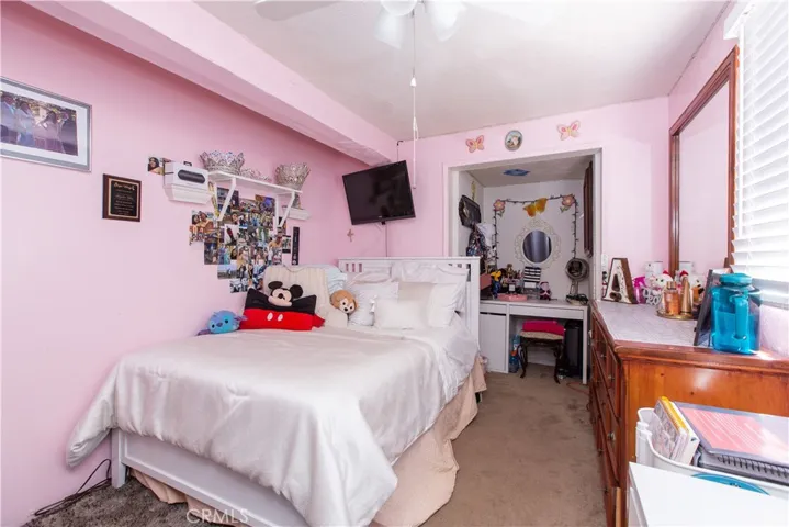2039 S Hickory Street, Santa Ana, California 92707