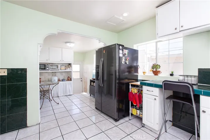 2039 S Hickory Street, Santa Ana, California 92707