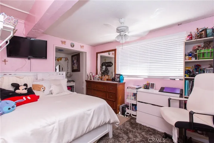 2039 S Hickory Street, Santa Ana, California 92707