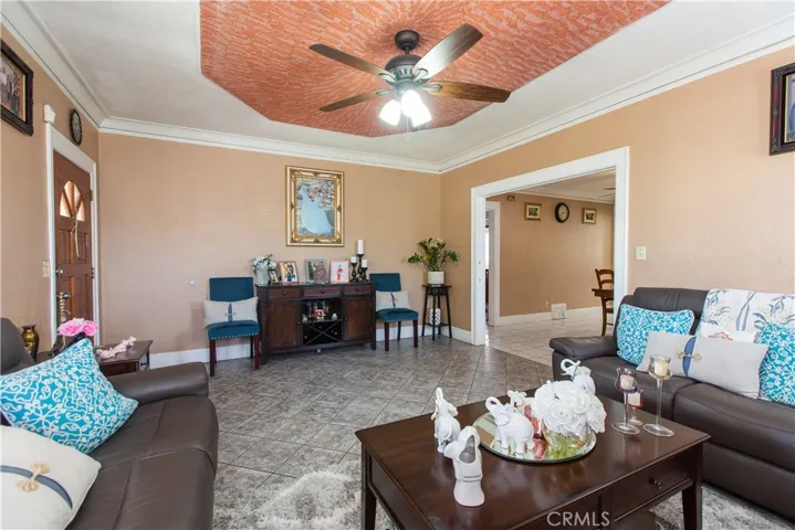 2039 S Hickory Street, Santa Ana, California 92707