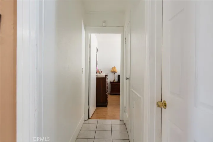 2039 S Hickory Street, Santa Ana, California 92707