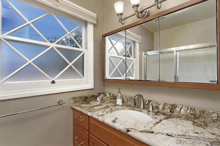 2331 Dunstan St, Oceanside, California 92054