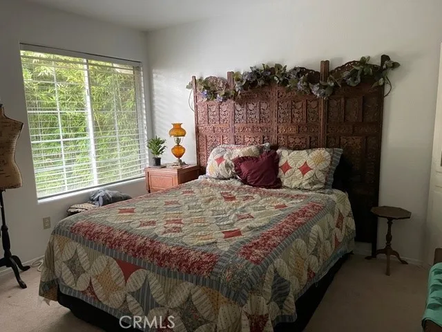 Guest bedroom