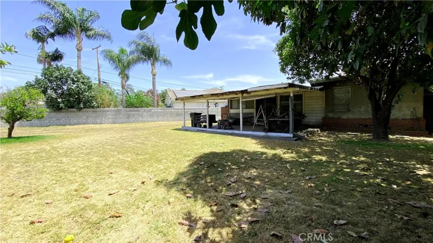 10503 Newville Avenue, Downey, California 90241