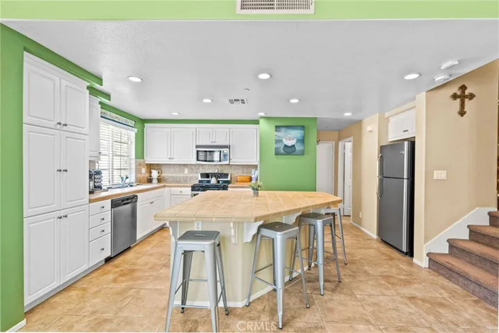 15881 Birdfeeder Lane, Chino, California 91708