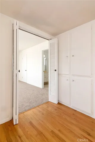 18207 Manhattan Place, Torrance, California 90504