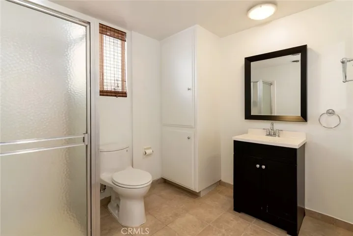 18207 Manhattan Place, Torrance, California 90504