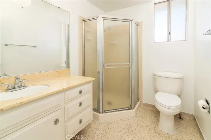18207 Manhattan Place, Torrance, California 90504