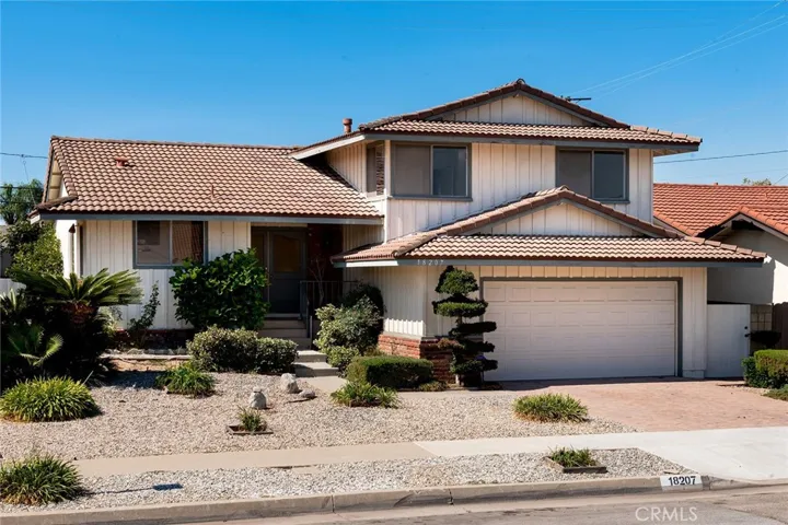 18207 Manhattan Place, Torrance, California 90504