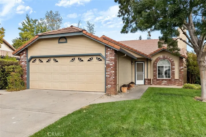 30 Edgewater Court, Chico, California 95928