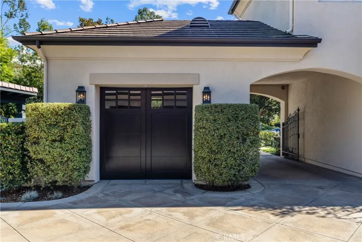 5th car garage.
