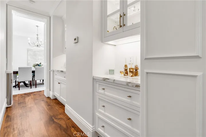 Butler pass through with beautiful built-ins for china.