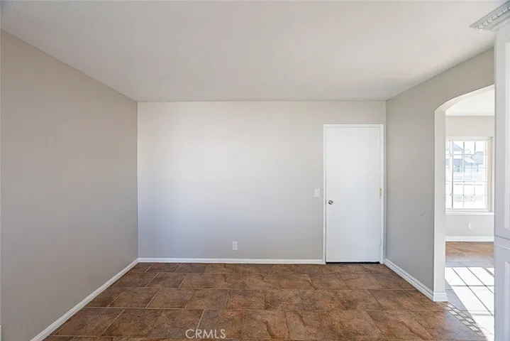 938 N Elmwood Avenue, Rialto, California 92376