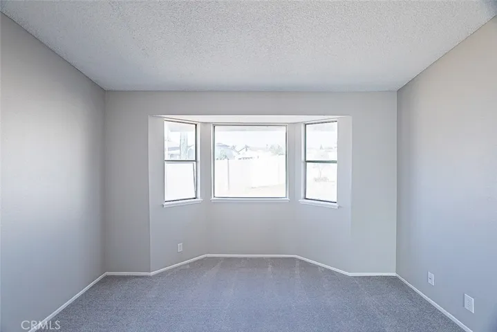 938 N Elmwood Avenue, Rialto, California 92376
