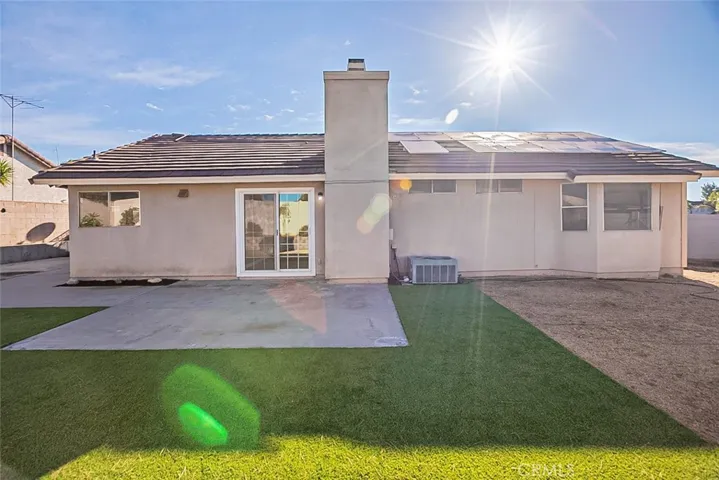 938 N Elmwood Avenue, Rialto, California 92376