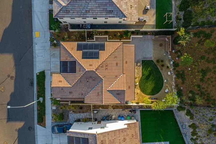 8898 Trailridge Avenue, Santee, California 92071