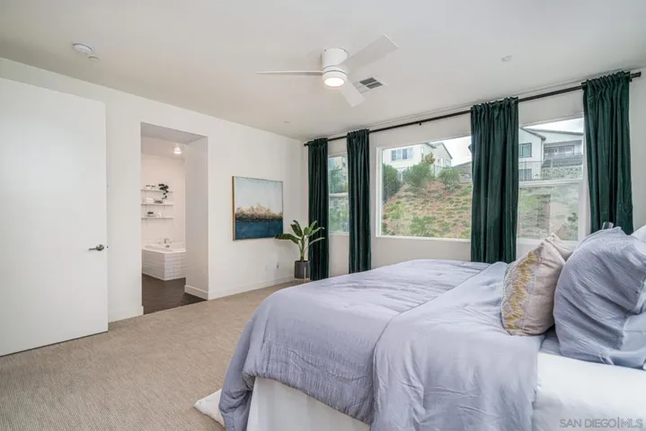 8898 Trailridge Avenue, Santee, California 92071