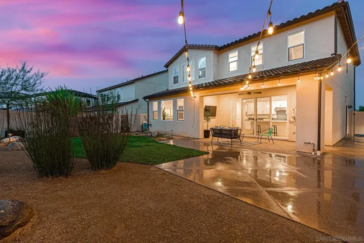 8898 Trailridge Avenue, Santee, California 92071