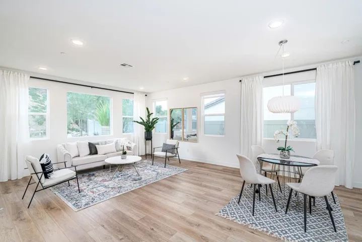 8898 Trailridge Avenue, Santee, California 92071