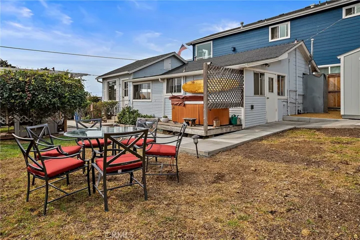 2871 Ocean Boulevard, Cayucos, California 93430