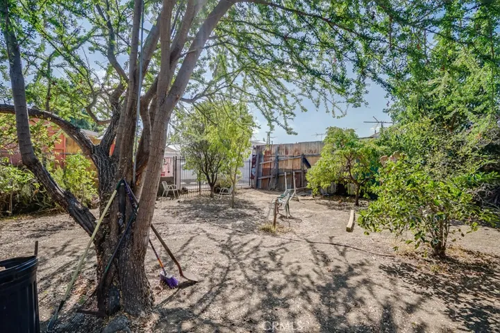 648 E 24th Street, Los Angeles, California 90011