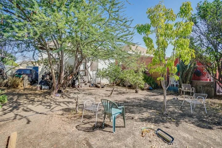 648 E 24th Street, Los Angeles, California 90011