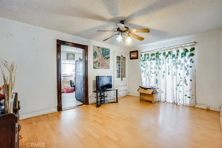 648 E 24th Street, Los Angeles, California 90011
