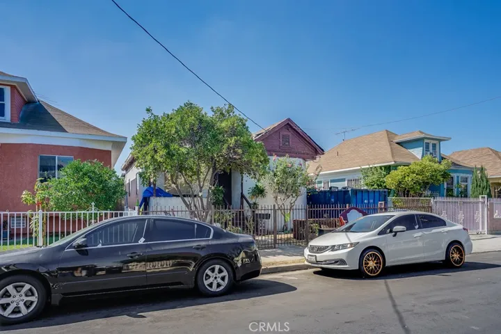 648 E 24th Street, Los Angeles, California 90011