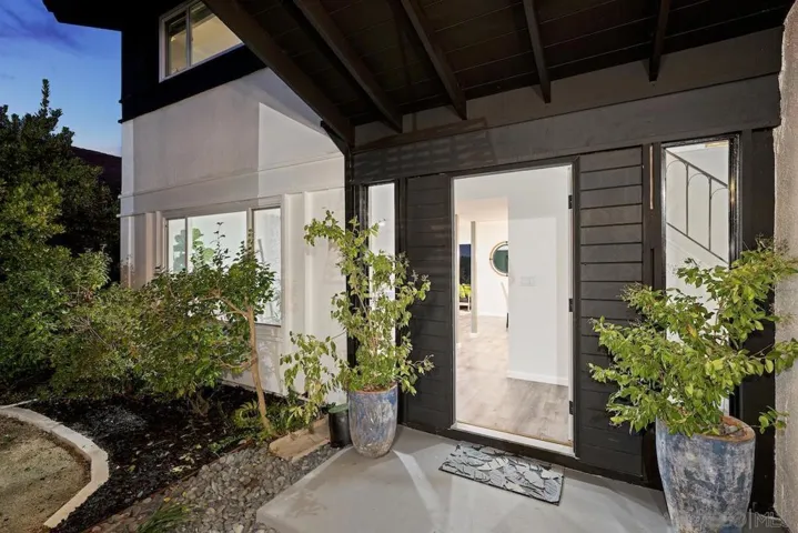 651 Solana Hills Ct, Solana Beach, California 92075