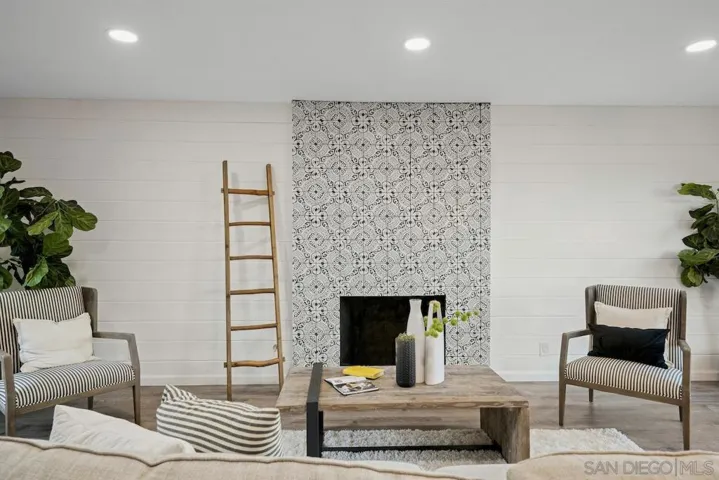 651 Solana Hills Ct, Solana Beach, California 92075