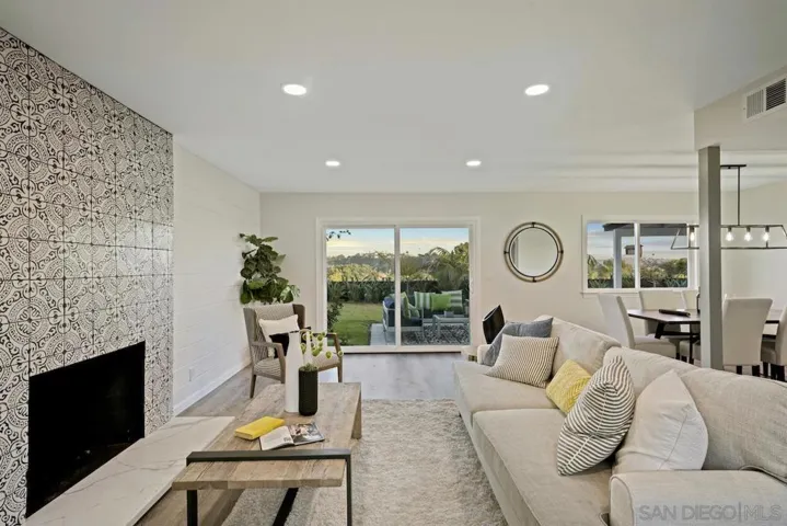 651 Solana Hills Ct, Solana Beach, California 92075