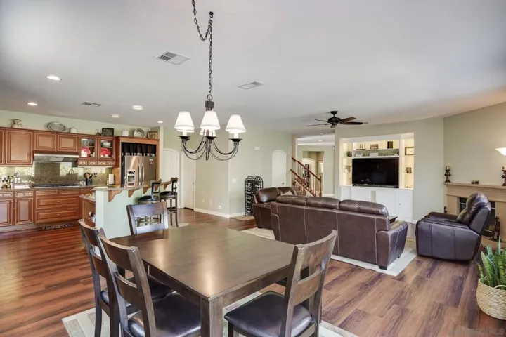 249 Encore Way, Corona, California 92879