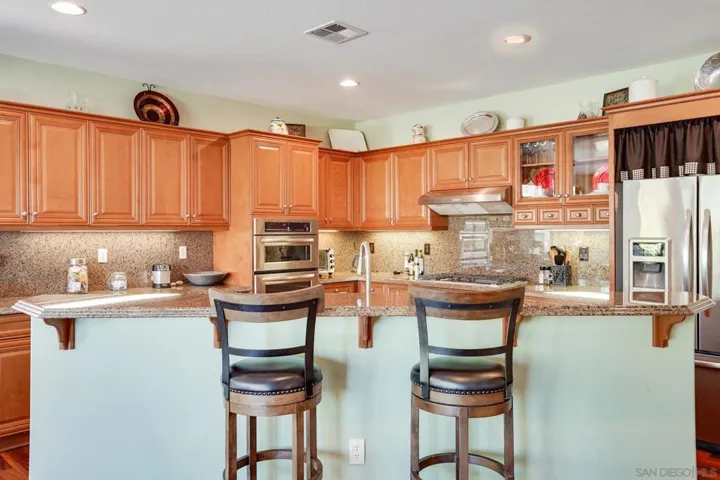 249 Encore Way, Corona, California 92879