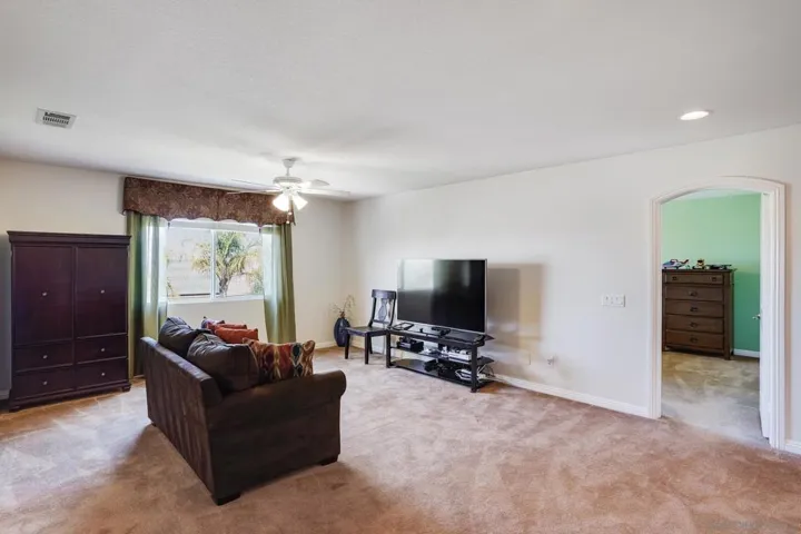 249 Encore Way, Corona, California 92879