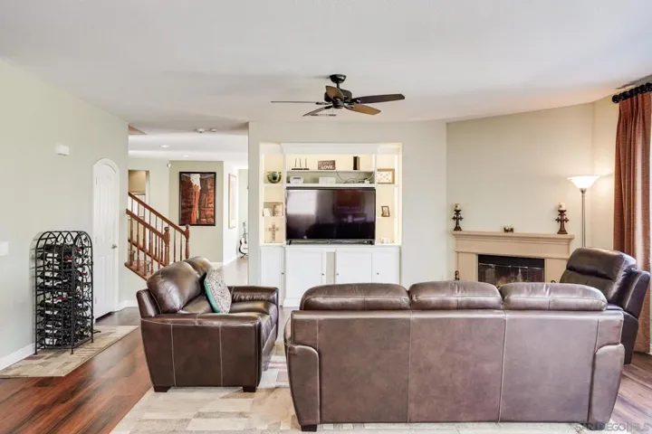 249 Encore Way, Corona, California 92879