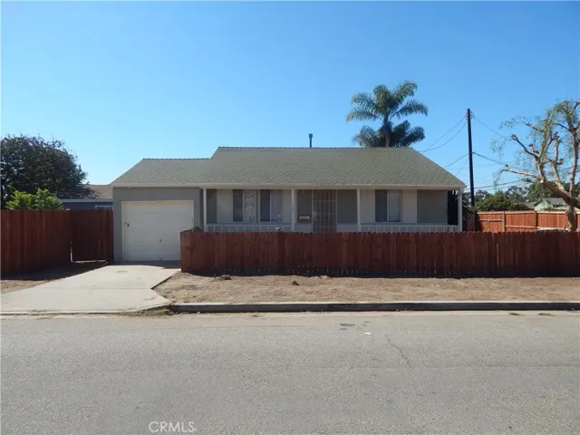 180 Sycamore Street, Oxnard, California 93036