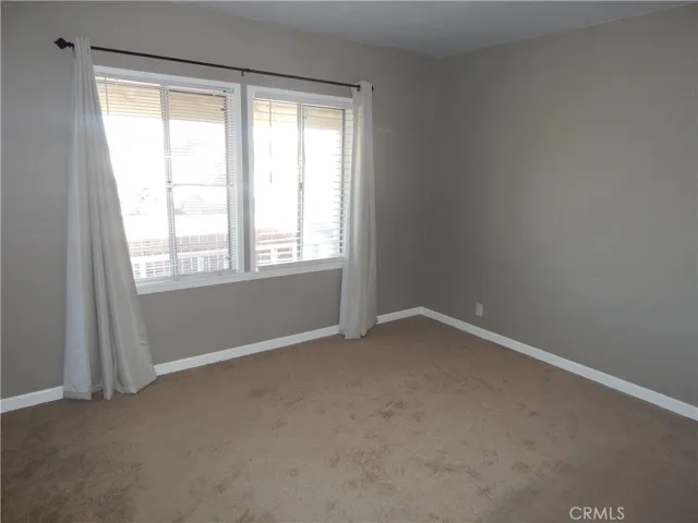 180 Sycamore Street, Oxnard, California 93036