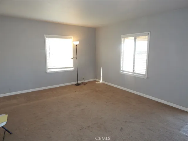 180 Sycamore Street, Oxnard, California 93036