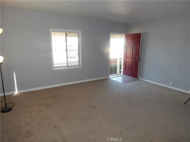 180 Sycamore Street, Oxnard, California 93036