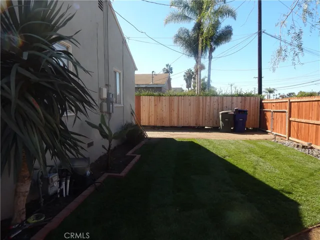 180 Sycamore Street, Oxnard, California 93036